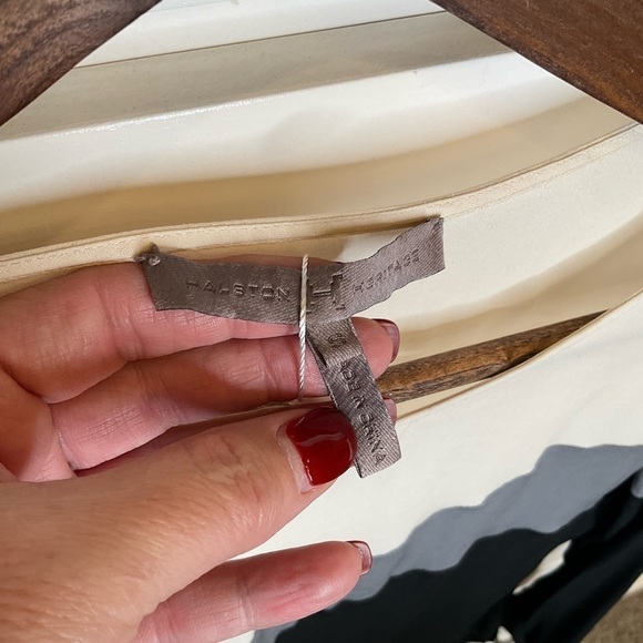 Halston Heritage abstract print silk blouse - Picture 7 of 7